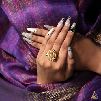 LADIES RINGS