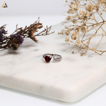LADIES RINGS