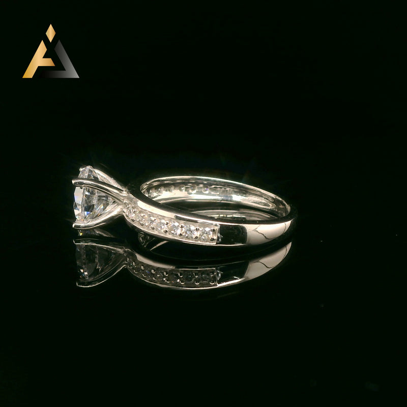 Product image [un-0103-019e302a-9063-722f-b144-2586359402c9original.jpg]